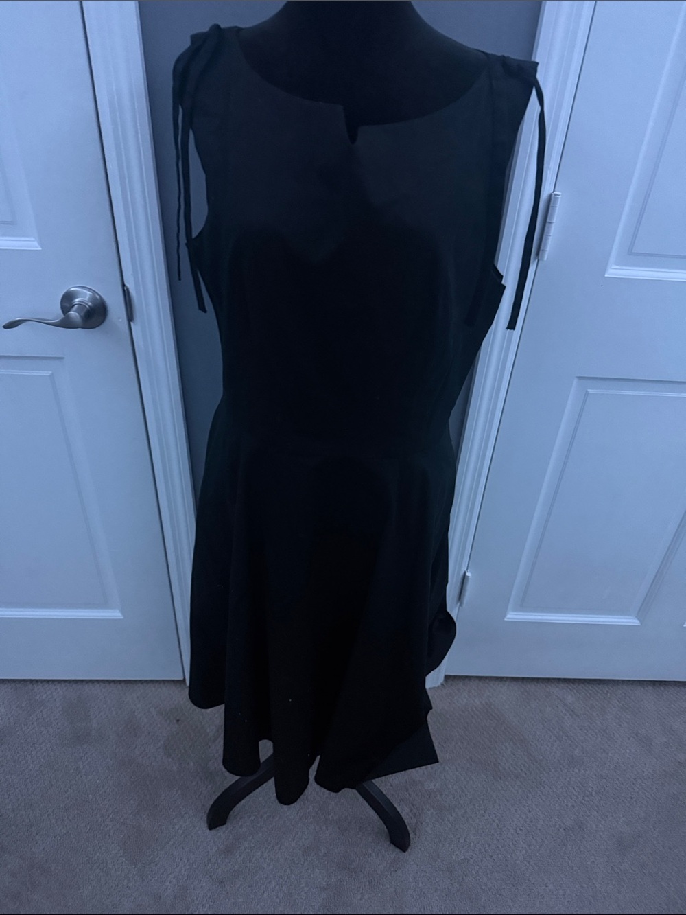 Sleeveless Black Midi Dress with Tie-Shoulder Detail